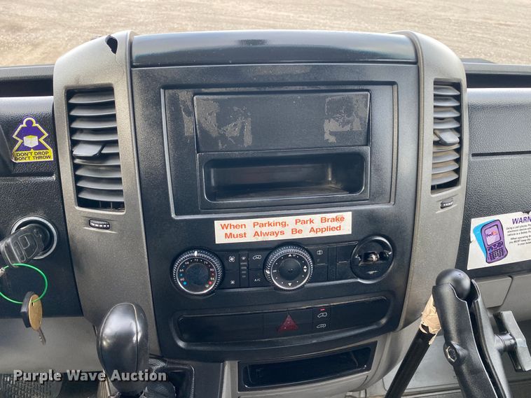 image for item JW9220 2011 Mercedes Benz Sprinter 2500  van