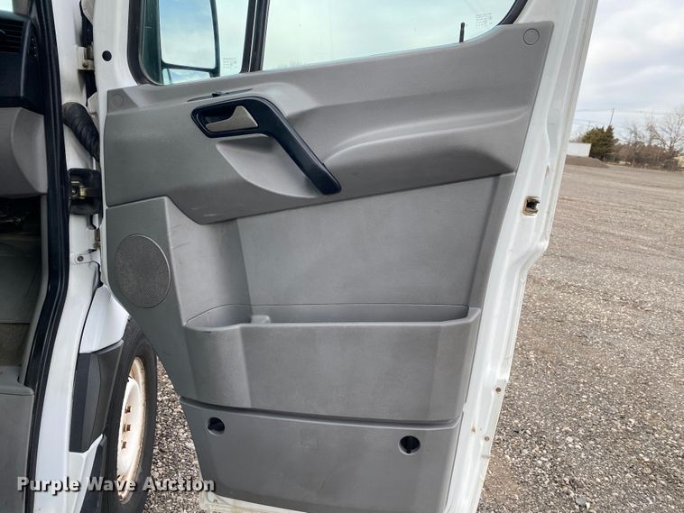 image for item JW9220 2011 Mercedes Benz Sprinter 2500  van