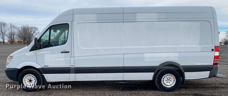 image for item JW9221 2012 Mercedes Benz Sprinter 2500  van