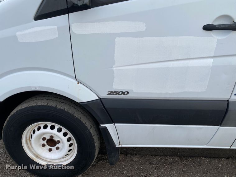 image for item JW9221 2012 Mercedes Benz Sprinter 2500  van