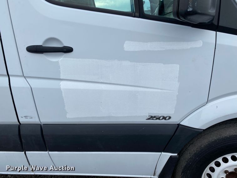 image for item JW9221 2012 Mercedes Benz Sprinter 2500  van