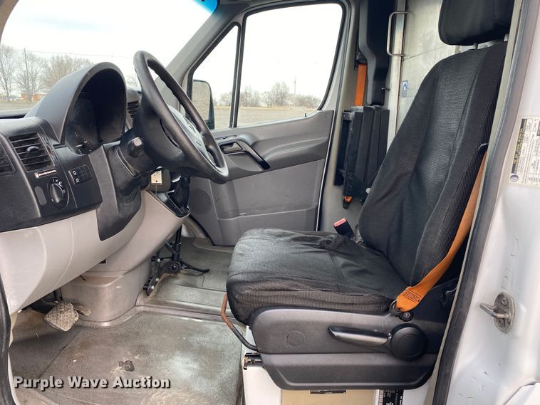 image for item JW9221 2012 Mercedes Benz Sprinter 2500  van