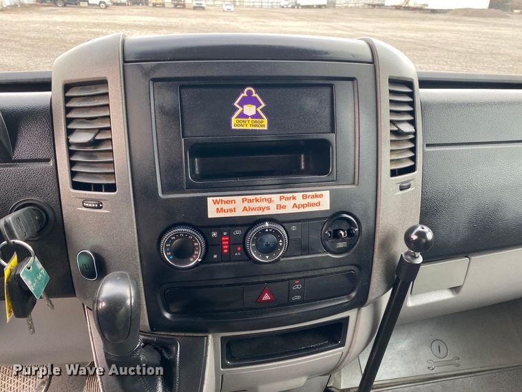 image for item JW9221 2012 Mercedes Benz Sprinter 2500  van