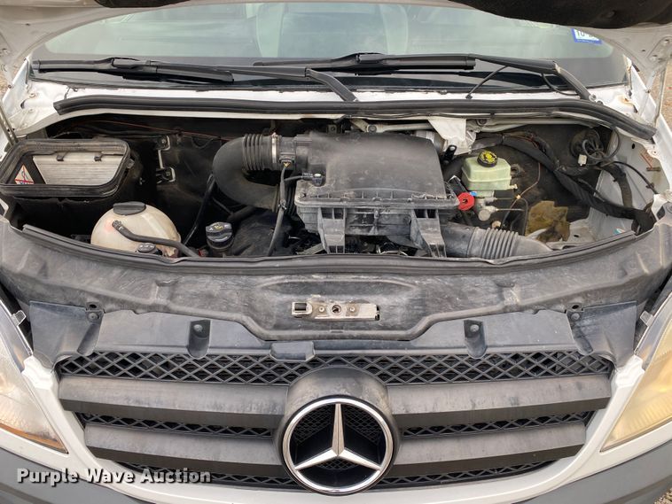 image for item JW9221 2012 Mercedes Benz Sprinter 2500  van