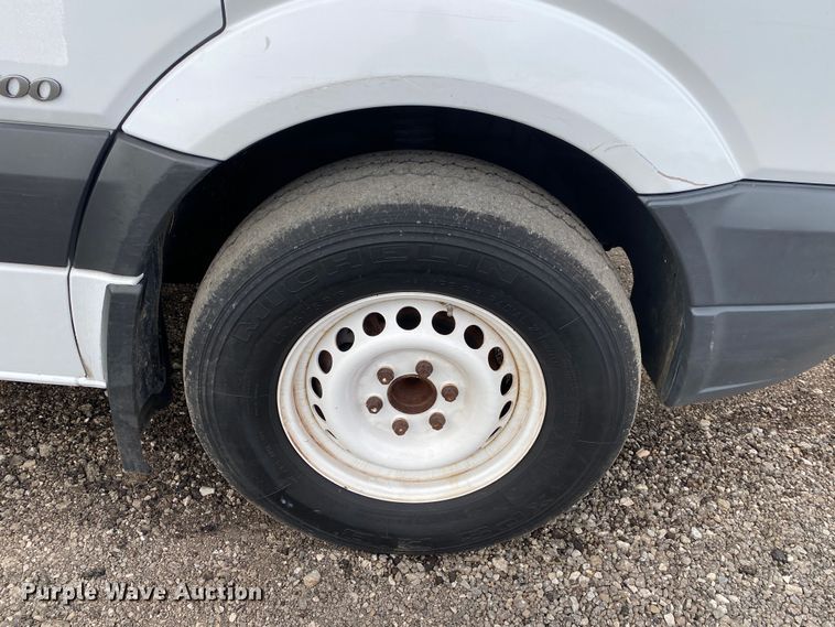 image for item JW9221 2012 Mercedes Benz Sprinter 2500  van