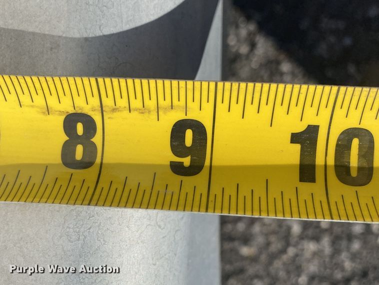 image for item JW9226 2010 Wells Cargo  enclosed cargo trailer