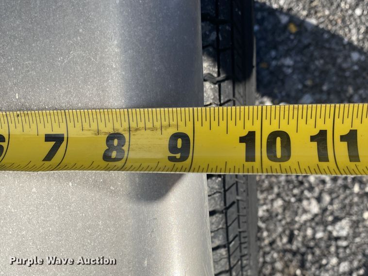 image for item JW9229 2013 Wells Cargo  enclosed cargo trailer