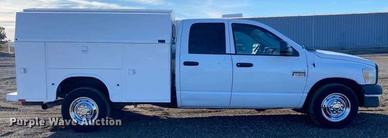 image for item JW9230 2007 Dodge Ram 2500HD  Quad Cab utility bed pickup truck