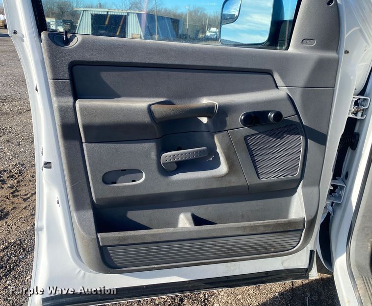 image for item JW9230 2007 Dodge Ram 2500HD  Quad Cab utility bed pickup truck