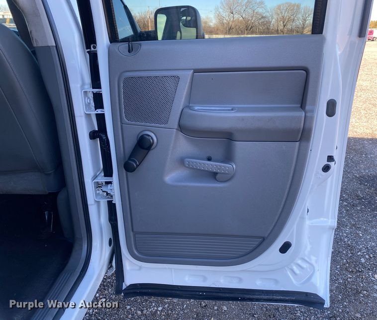 image for item JW9230 2007 Dodge Ram 2500HD  Quad Cab utility bed pickup truck