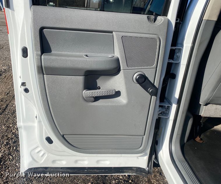 image for item JW9230 2007 Dodge Ram 2500HD  Quad Cab utility bed pickup truck