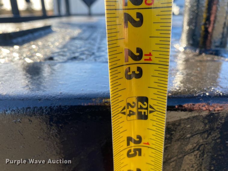 image for item JW9231 2012 Ford F550 Super Duty SuperCab flatbed truck