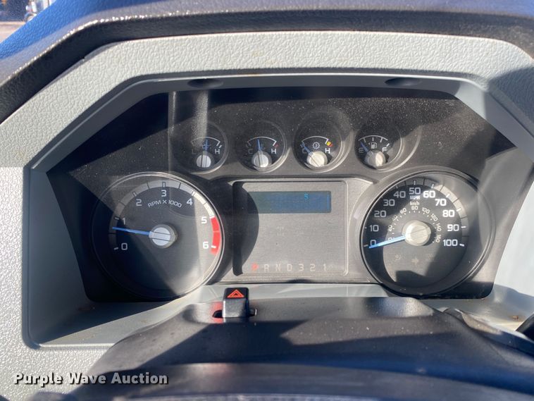 image for item JW9231 2012 Ford F550 Super Duty SuperCab flatbed truck