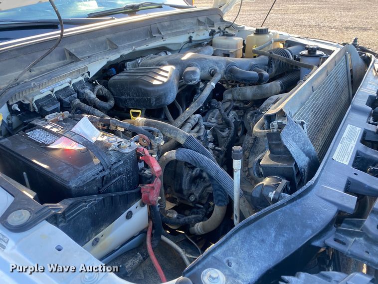 image for item JW9231 2012 Ford F550 Super Duty SuperCab flatbed truck