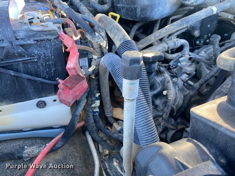 image for item JW9231 2012 Ford F550 Super Duty SuperCab flatbed truck