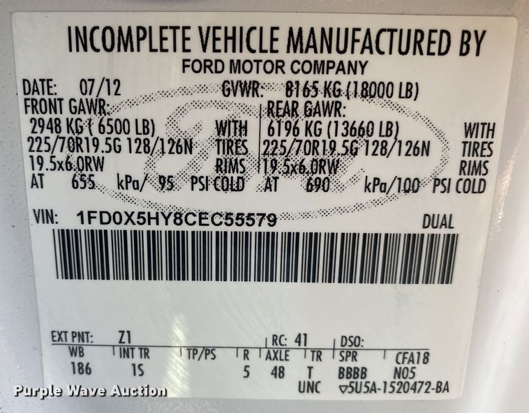 image for item JW9231 2012 Ford F550 Super Duty SuperCab flatbed truck