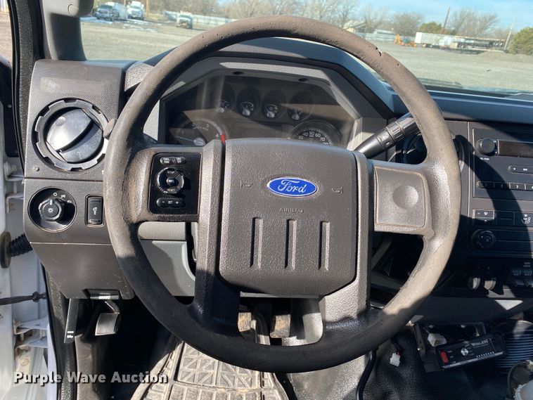 image for item JW9237 2012 Ford F450 Super Duty XL   Crew Cab utility / service truck