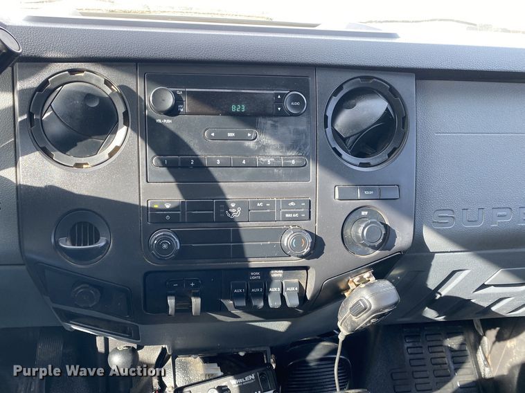 image for item JW9237 2012 Ford F450 Super Duty XL   Crew Cab utility / service truck