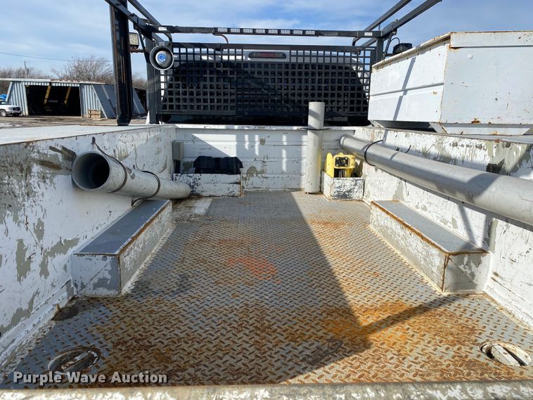 image for item JW9237 2012 Ford F450 Super Duty XL   Crew Cab utility / service truck