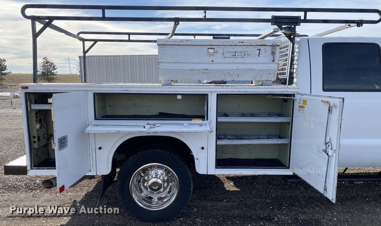 image for item JW9237 2012 Ford F450 Super Duty XL   Crew Cab utility / service truck