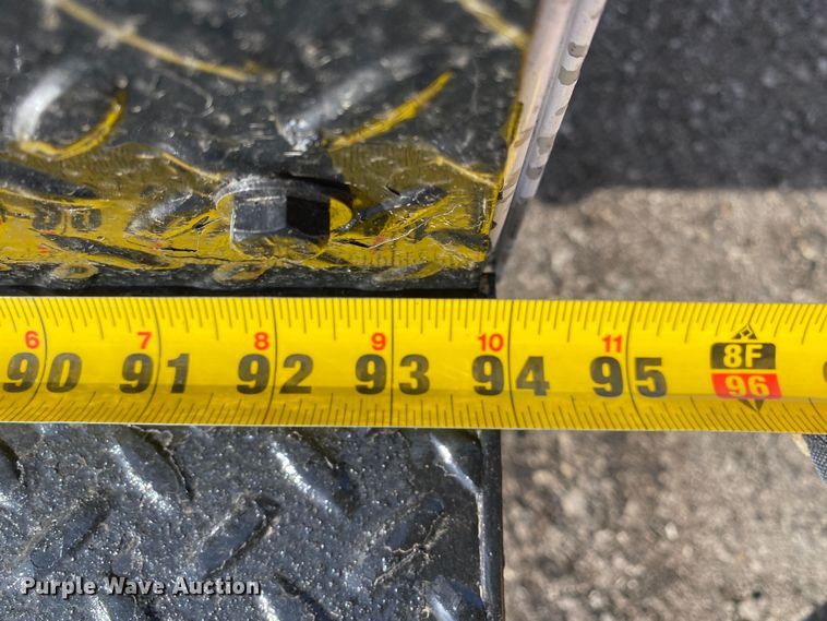 image for item JW9237 2012 Ford F450 Super Duty XL   Crew Cab utility / service truck