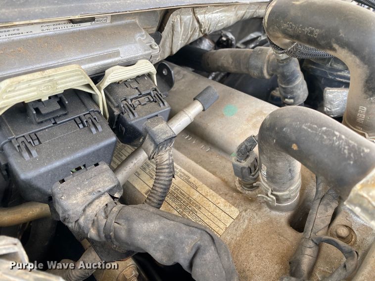 image for item JW9237 2012 Ford F450 Super Duty XL   Crew Cab utility / service truck