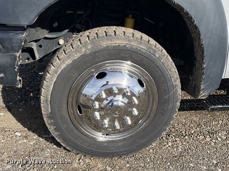 image for item JW9237 2012 Ford F450 Super Duty XL   Crew Cab utility / service truck