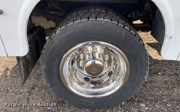 image for item JW9237 2012 Ford F450 Super Duty XL   Crew Cab utility / service truck