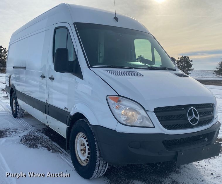 image for item JW9241 2012 Mercedes Benz Sprinter 2500  van