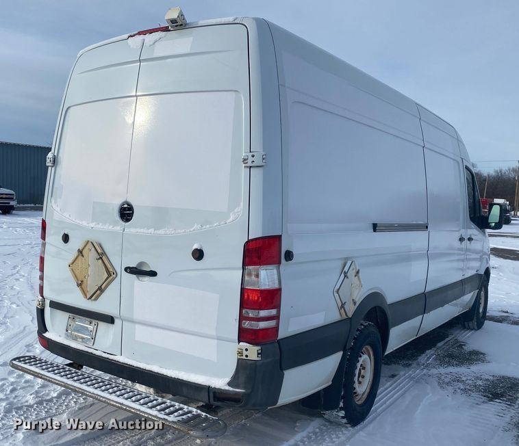 image for item JW9241 2012 Mercedes Benz Sprinter 2500  van