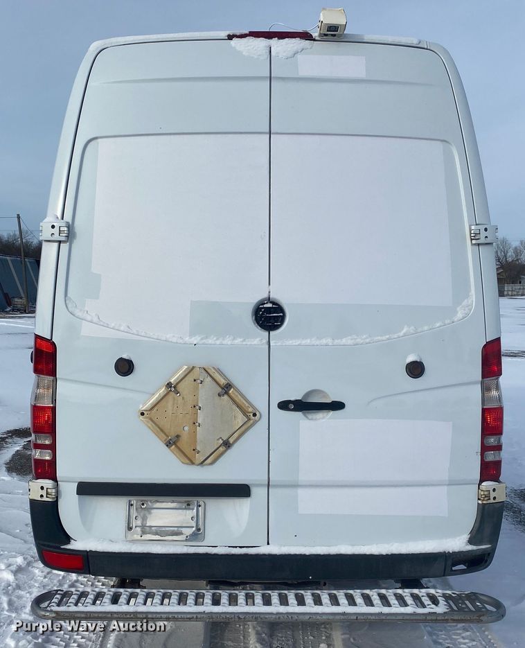 image for item JW9241 2012 Mercedes Benz Sprinter 2500  van