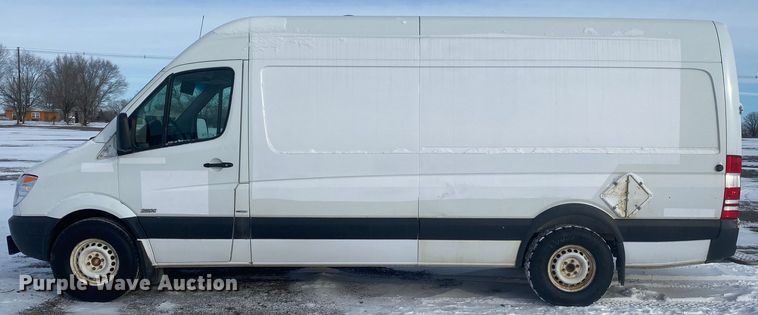 image for item JW9241 2012 Mercedes Benz Sprinter 2500  van