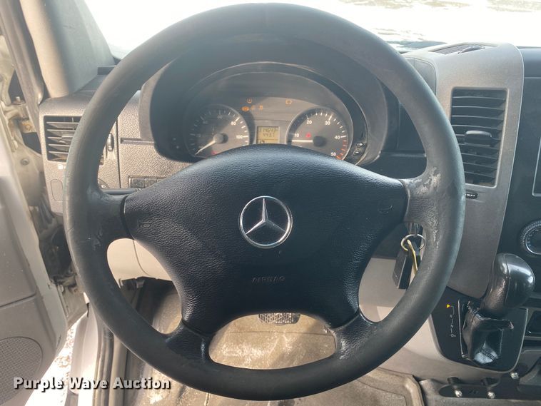 image for item JW9241 2012 Mercedes Benz Sprinter 2500  van