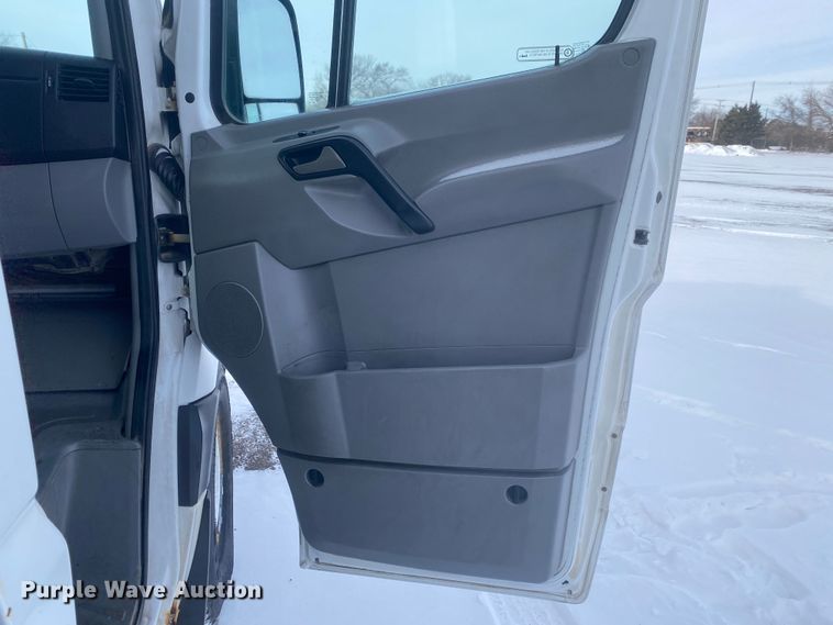 image for item JW9241 2012 Mercedes Benz Sprinter 2500  van