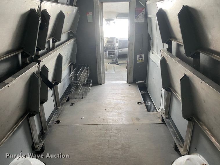 image for item JW9241 2012 Mercedes Benz Sprinter 2500  van