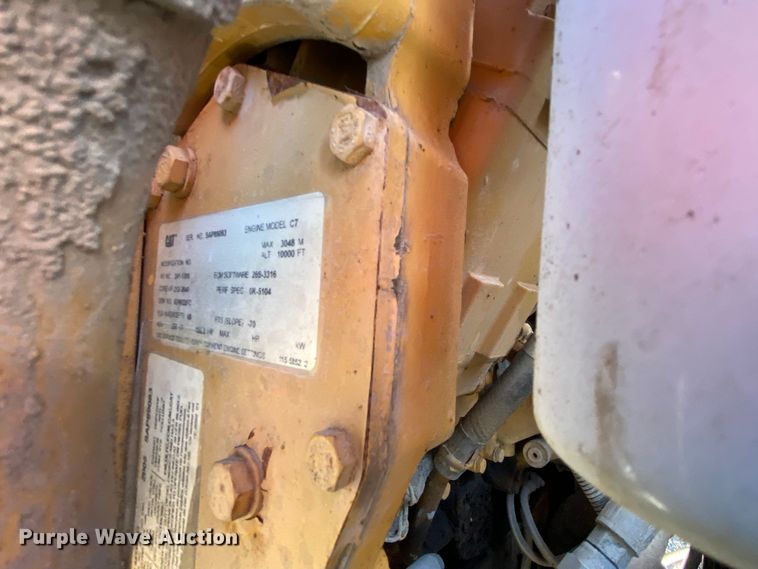 image for item JW9244 2006 Ford F650 Super Duty  flatbed truck