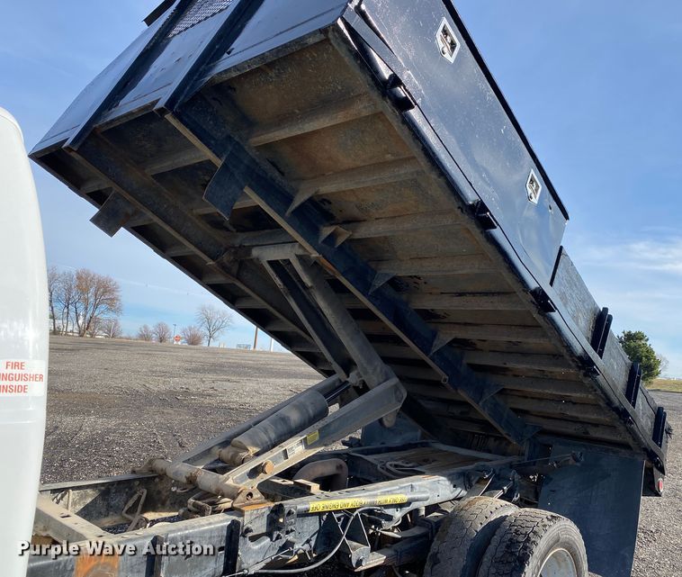 image for item JW9263 2008 Ford F450 Super Duty  dump flatbed truck