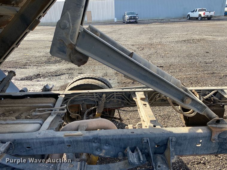 image for item JW9263 2008 Ford F450 Super Duty  dump flatbed truck