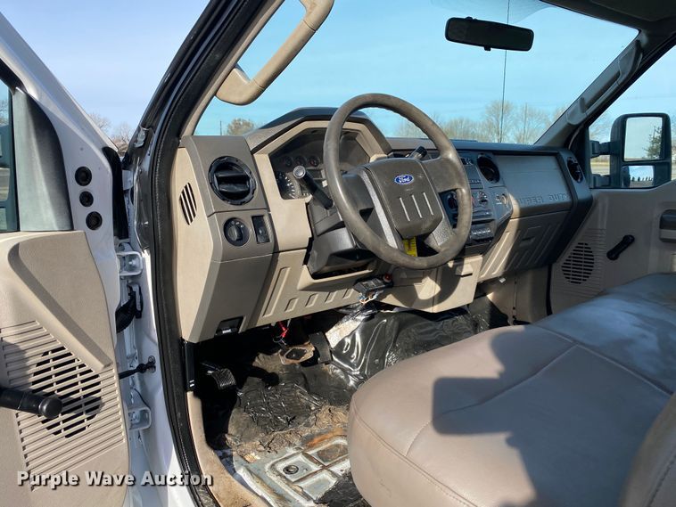 image for item JW9263 2008 Ford F450 Super Duty  dump flatbed truck