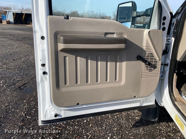 image for item JW9263 2008 Ford F450 Super Duty  dump flatbed truck