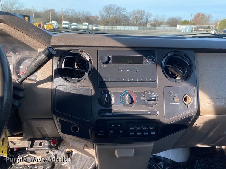 image for item JW9263 2008 Ford F450 Super Duty  dump flatbed truck