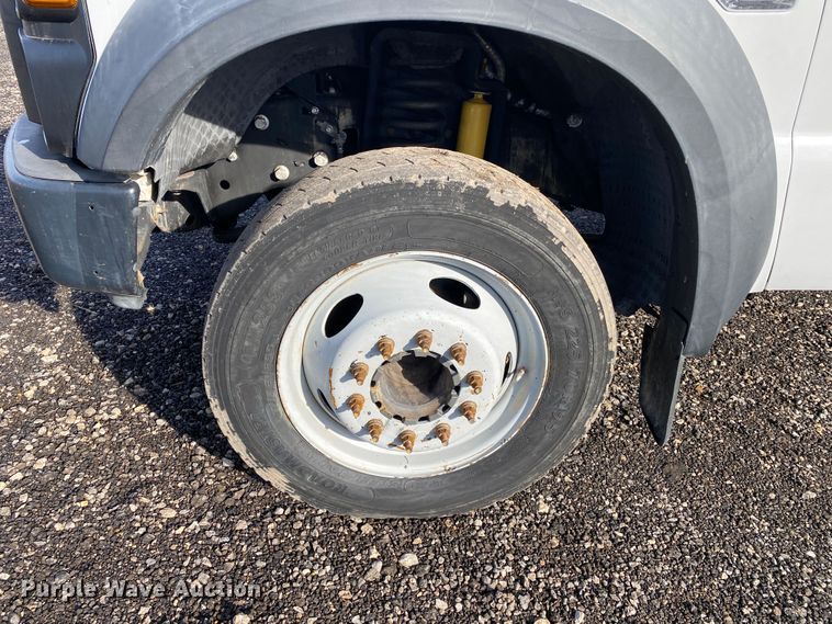 image for item JW9263 2008 Ford F450 Super Duty  dump flatbed truck