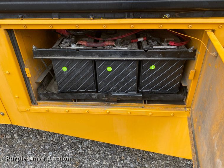 image for item JW9270 2013 International  school bus