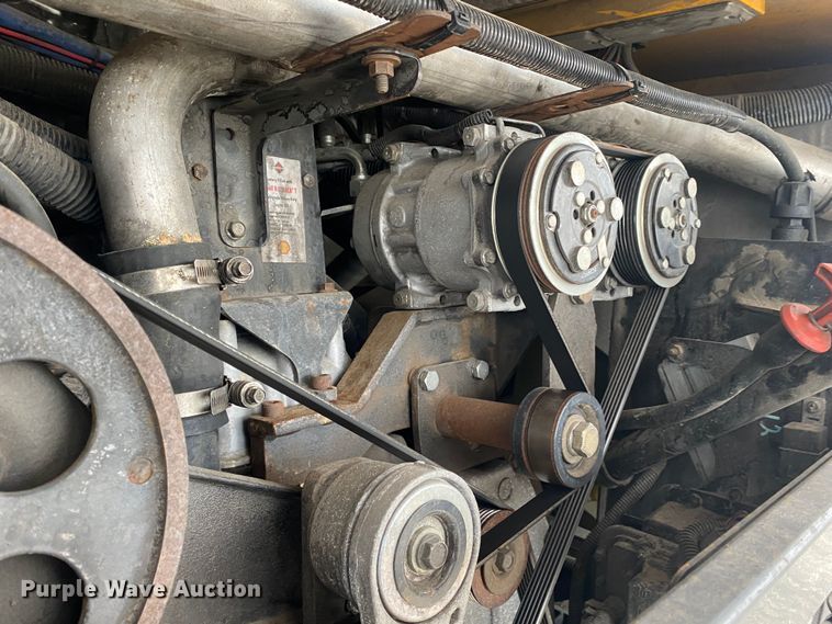 image for item JW9270 2013 International  school bus