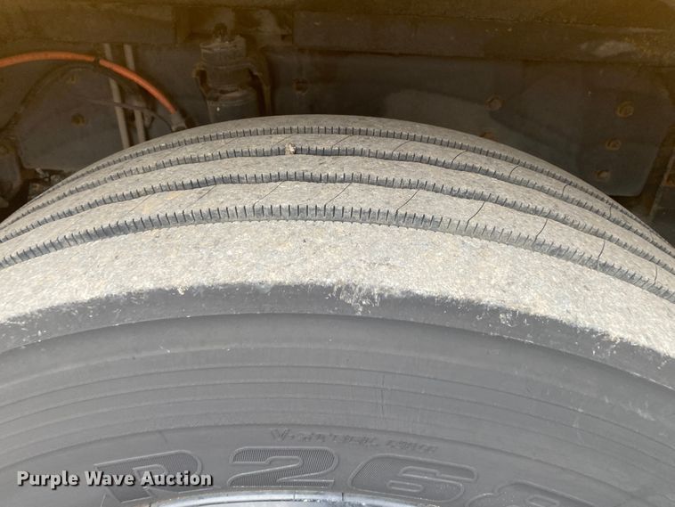 image for item JW9270 2013 International  school bus