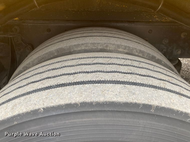 image for item JW9270 2013 International  school bus