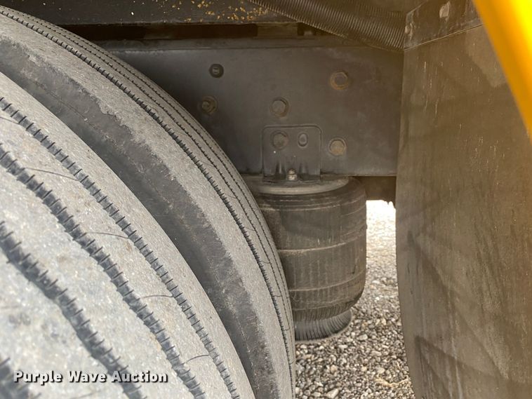 image for item JW9270 2013 International  school bus