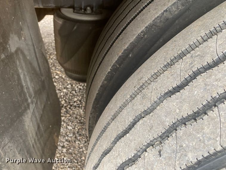 image for item JW9270 2013 International  school bus