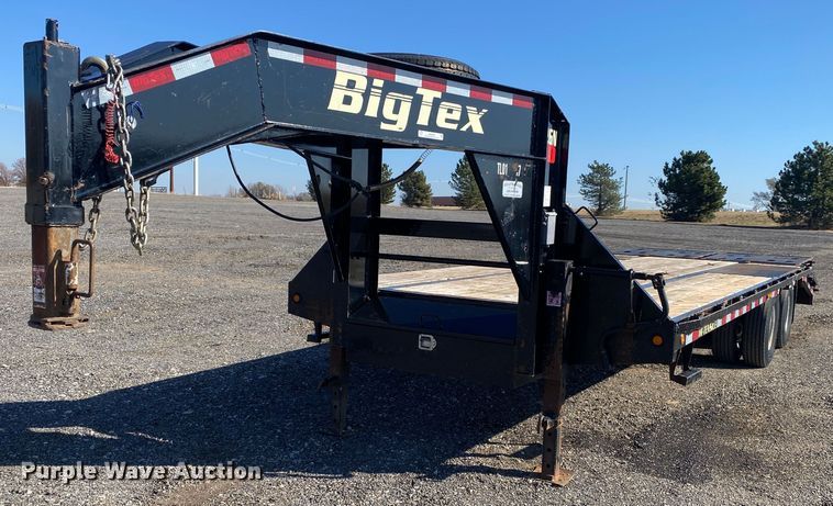 image for item JW9283 2017 Big Tex 22GN-20BK+5MR  equipment trailer