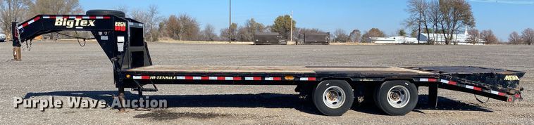 image for item JW9283 2017 Big Tex 22GN-20BK+5MR  equipment trailer